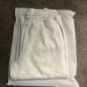 Comfirt Women's White Joggers